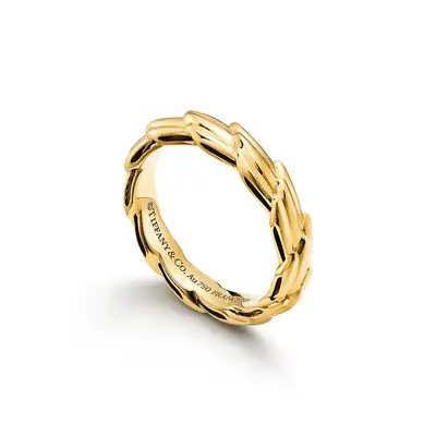 Women ring preview